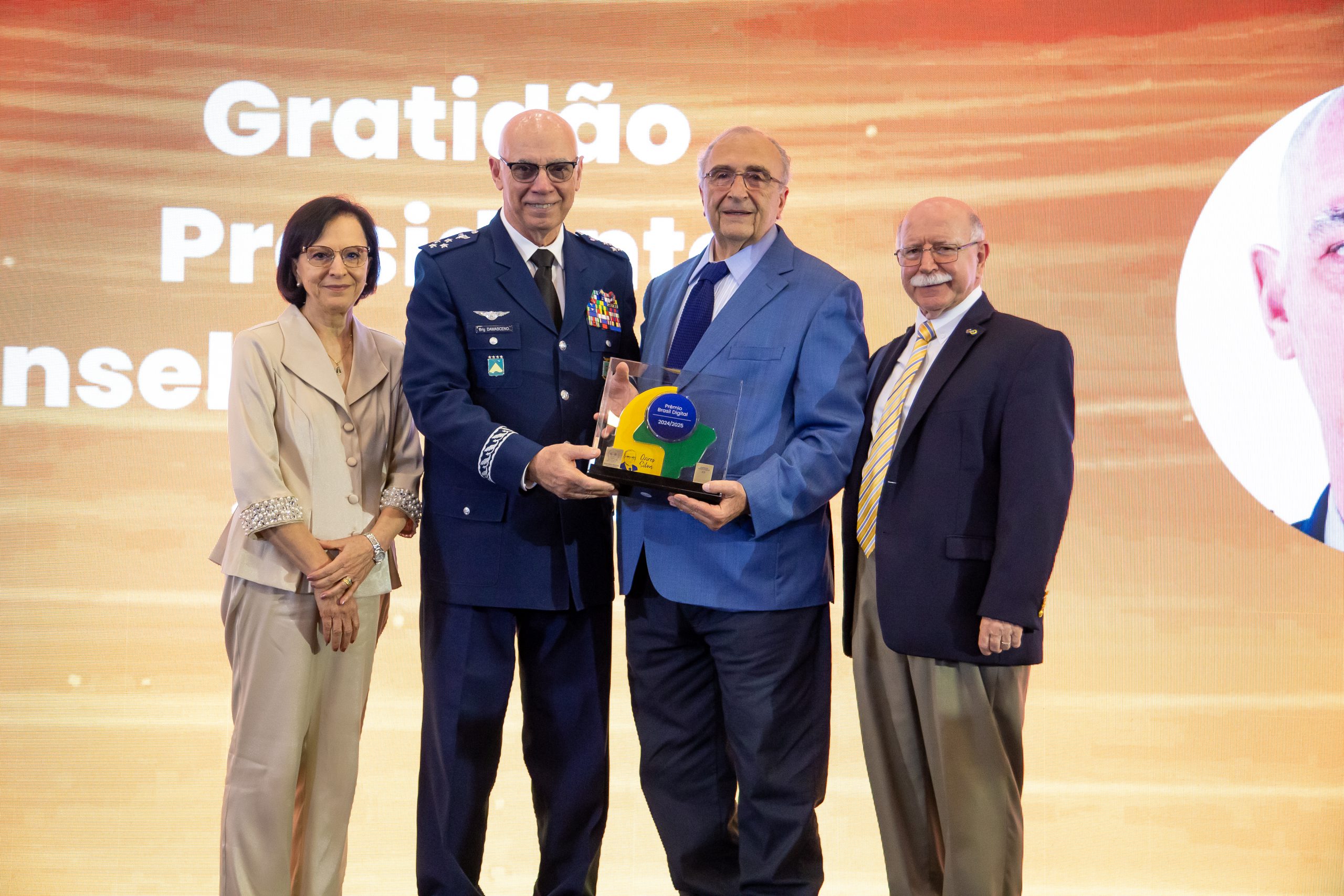 4. Momento Gratidão Presidencia